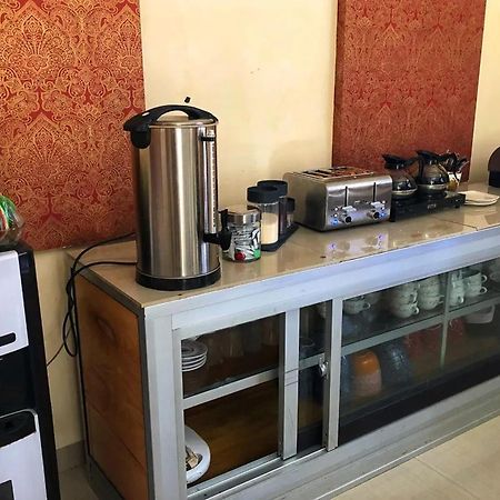 Hotel Manggasa Makale Zewnętrze zdjęcie