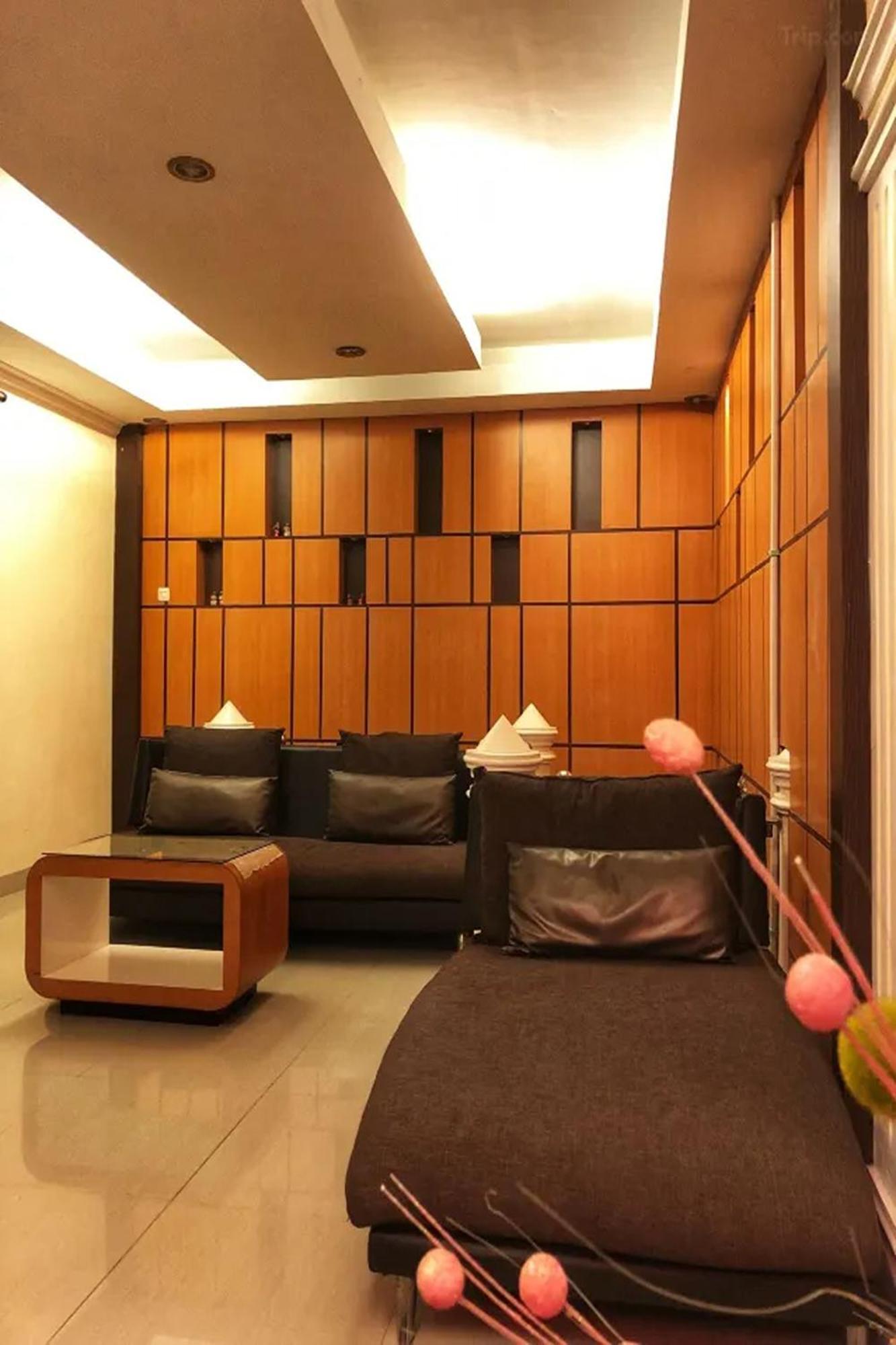 Hotel Manggasa Makale Zewnętrze zdjęcie