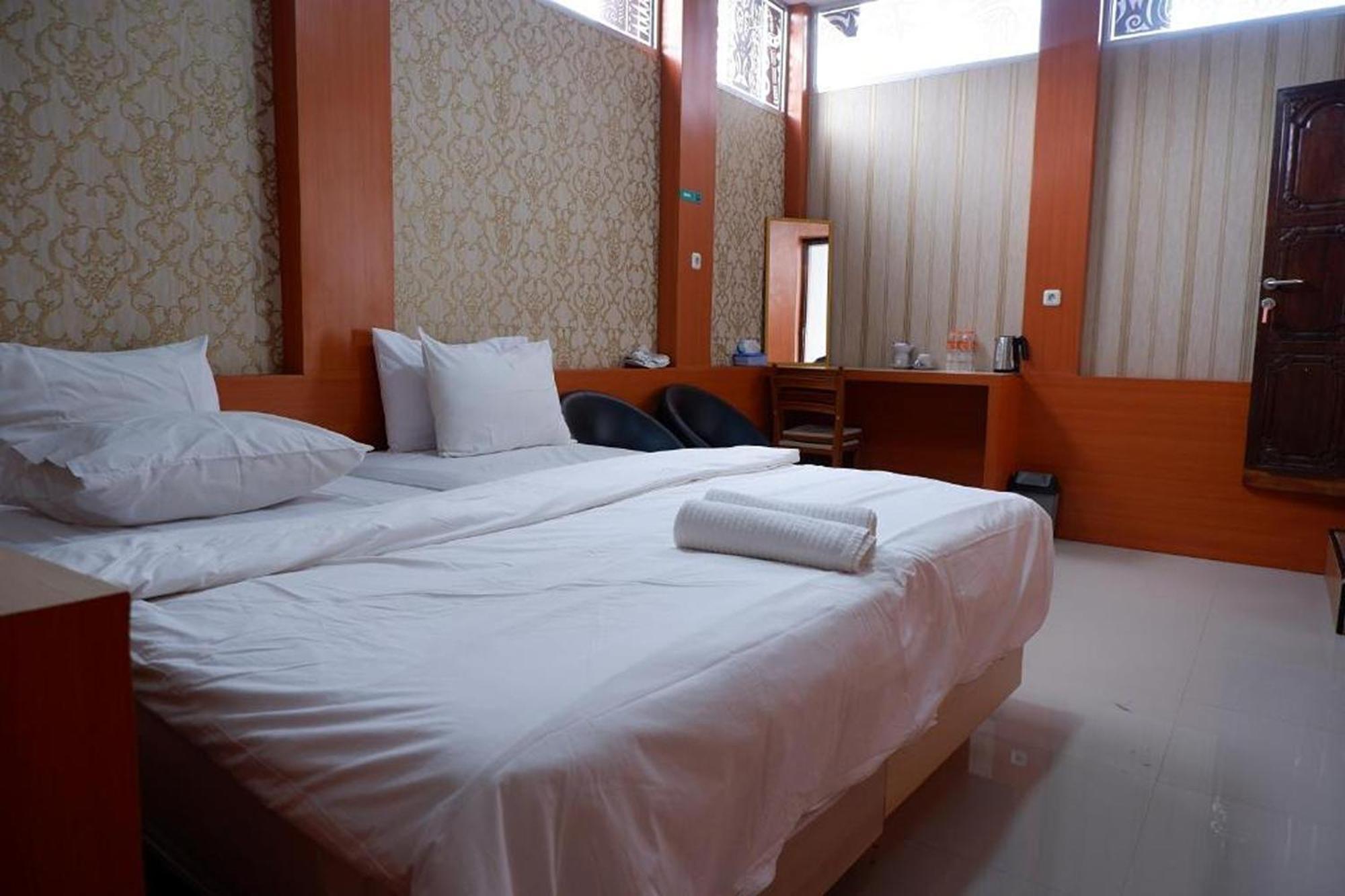 Hotel Manggasa Makale Zewnętrze zdjęcie